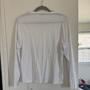 Old Navy Men's Long-Sleeve White Tee